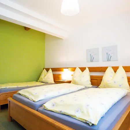 フーバーバウアー ファームステイ *